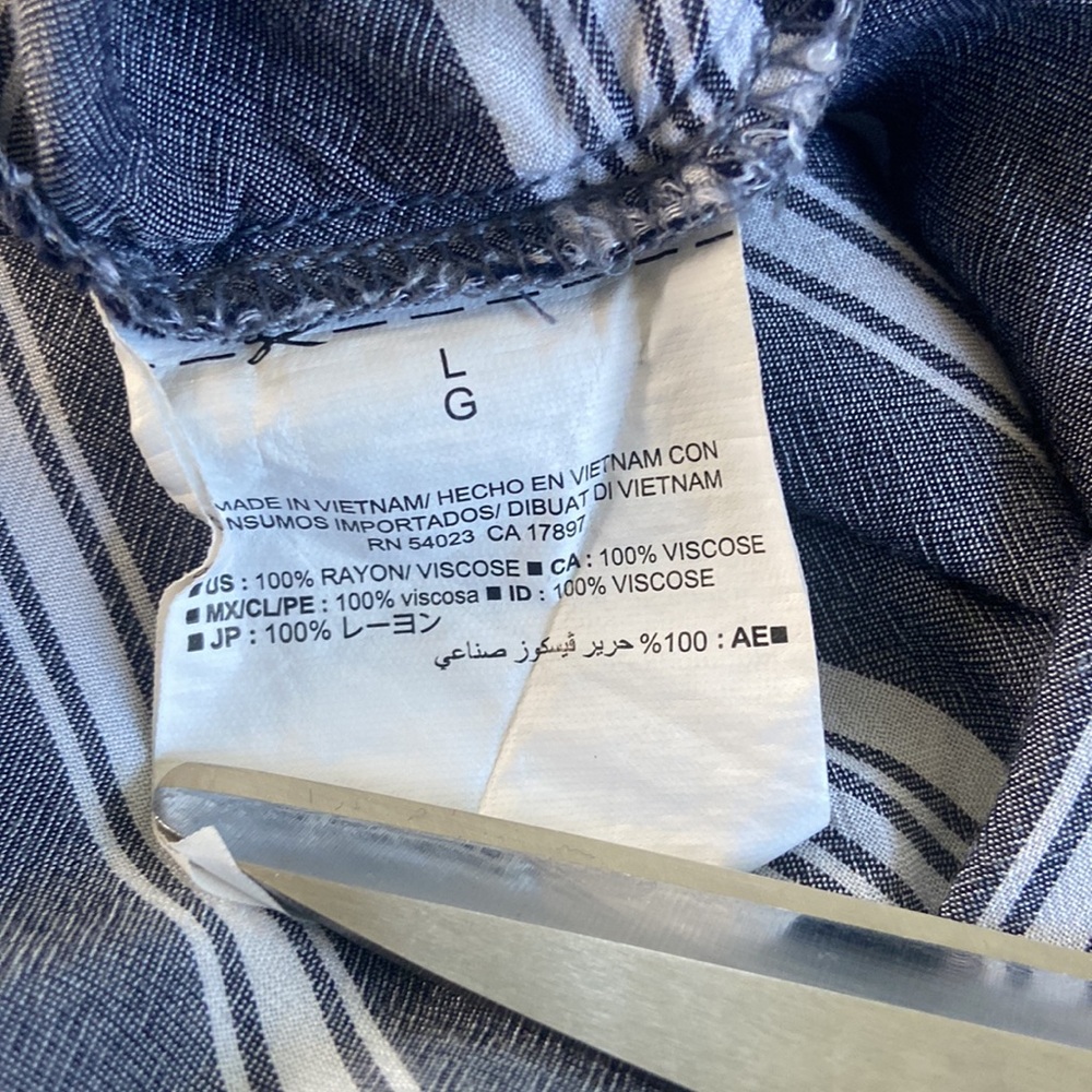 Old Navy tank top - Picture 8 of 9